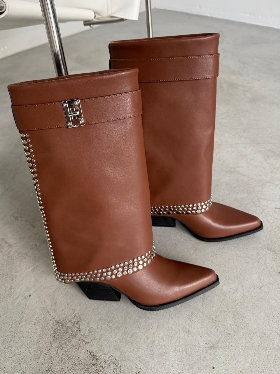 сапоги модные,,женские сапоги, женская,модные женские сапоги