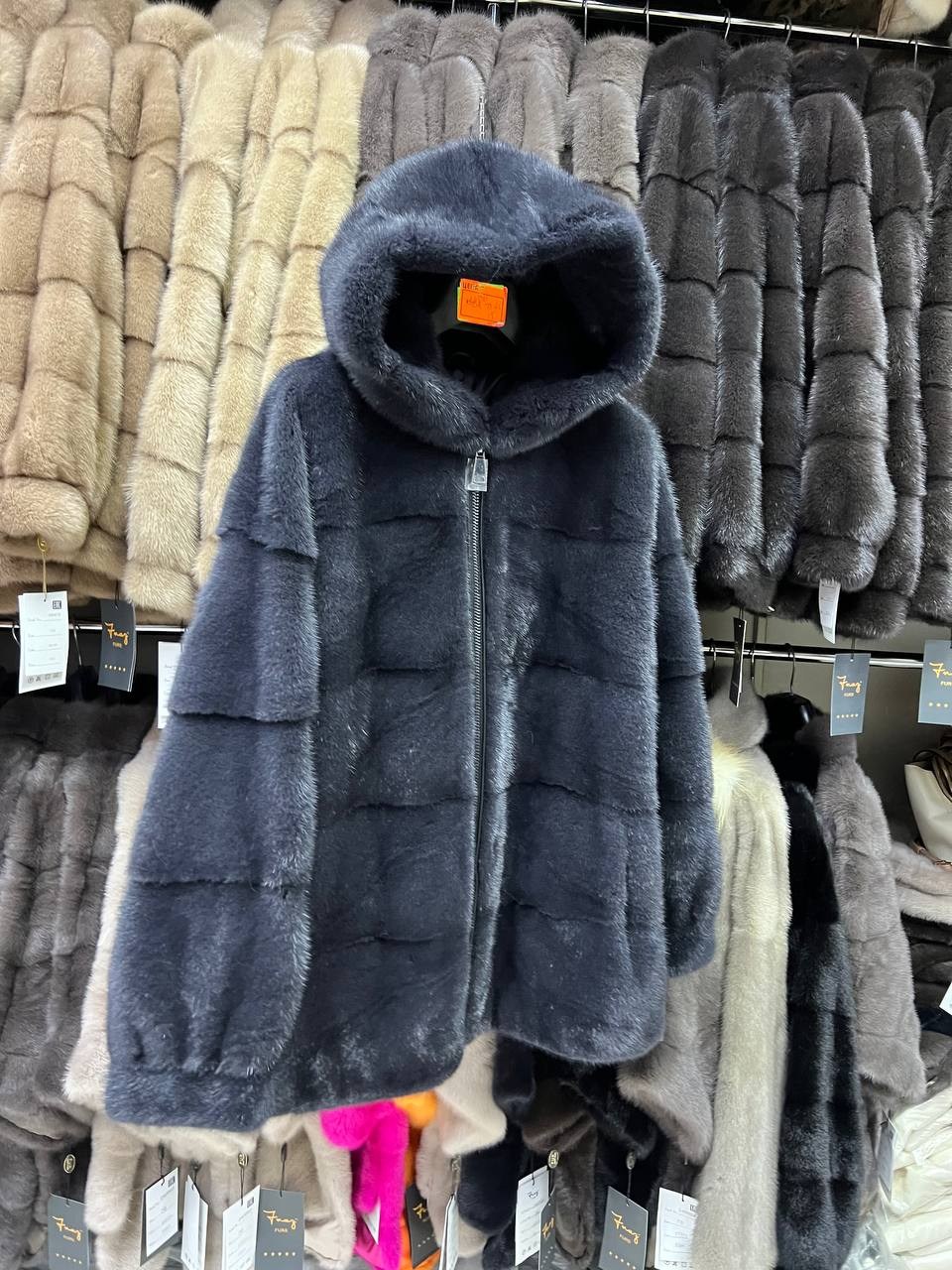 шубы норковые,шуба норковая с капюшоном,шуба норка,норковая шуба кокон,шуба норковая автоледи