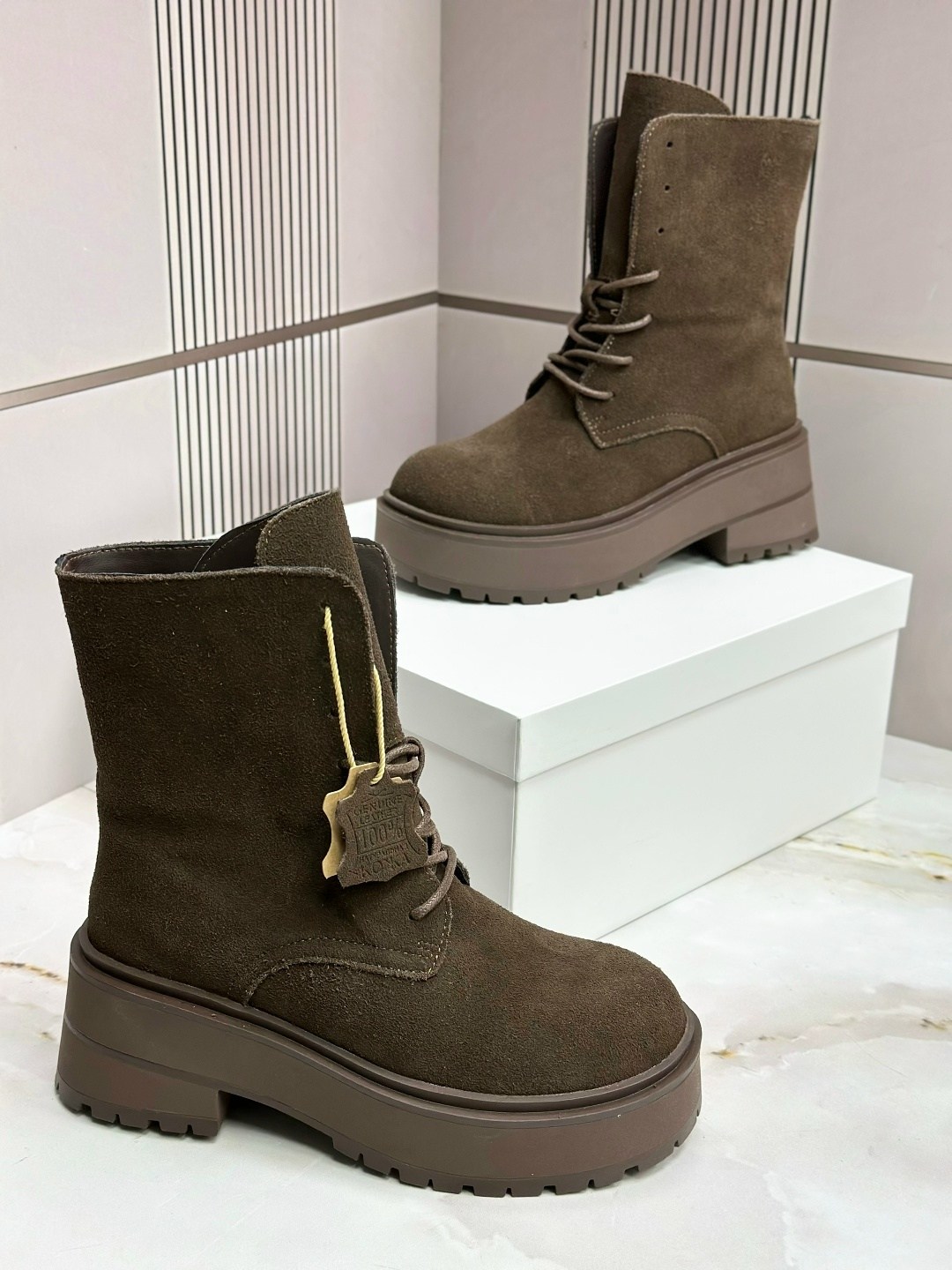 женские ботинки,,женская ,ботинка женские зимние,женская  зимняя