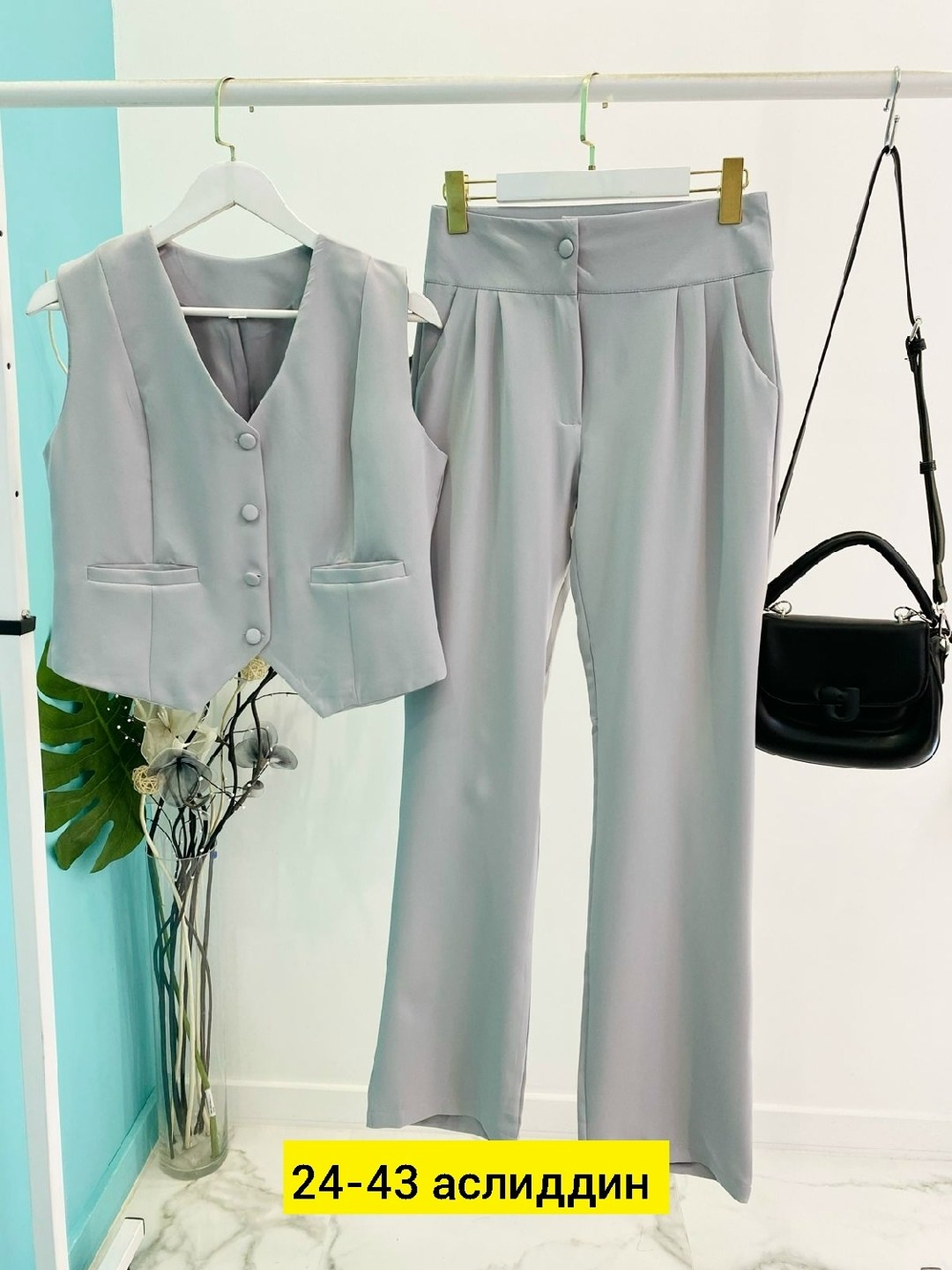 элегантный брючный костюм,брючные костюмы женские,женские костюмы,брючный костюм женский с жилеткой,брючный костюм с жилеткой