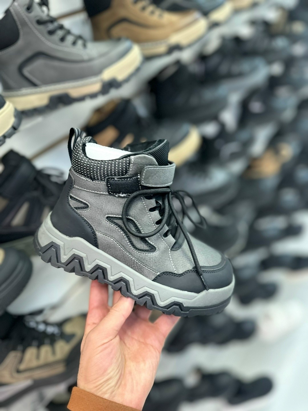 зимние ботинки детские,ботинки,,демисезонные ботинки,детская