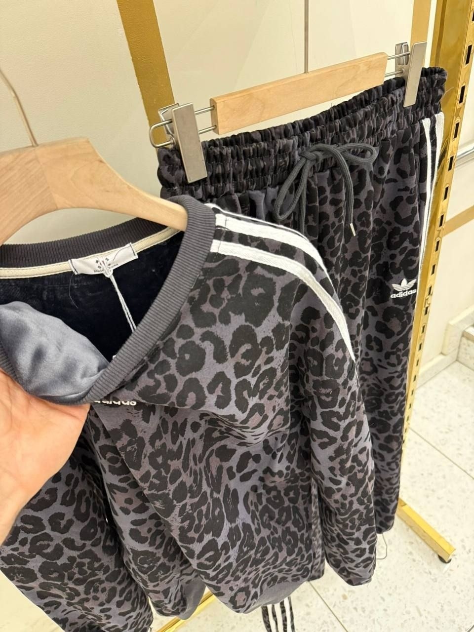 модные костюмы,спортивные костюмы женские,спортивные костюм,костюмы женские,