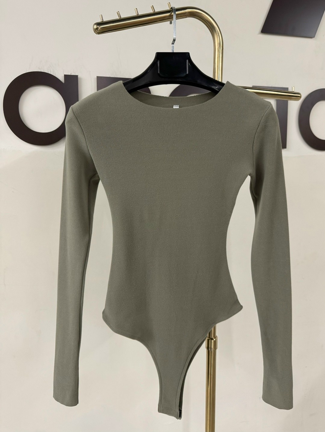 женское боди с длинным рукавом,боди женская,боди с длинными рукавами,стильное боди,боди для женщин