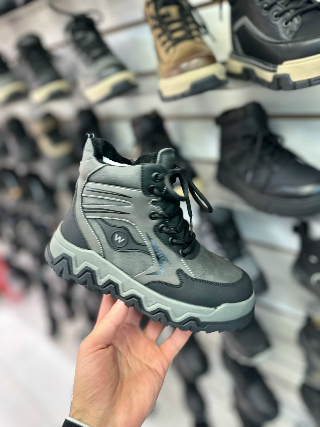 зимние ботинки детские,ботинки,,демисезонные ботинки,детская