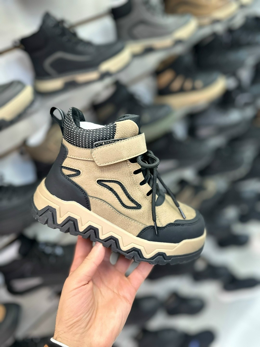 зимние ботинки детские,ботинки,,демисезонные ботинки,детская