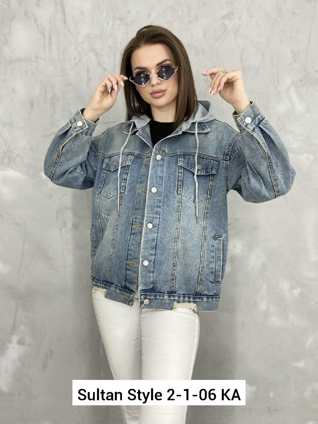 куртка джинсовая женская,джинсовая куртка,модные джинсовые куртки,куртка джинсовая женская с капюшоном,женская куртка