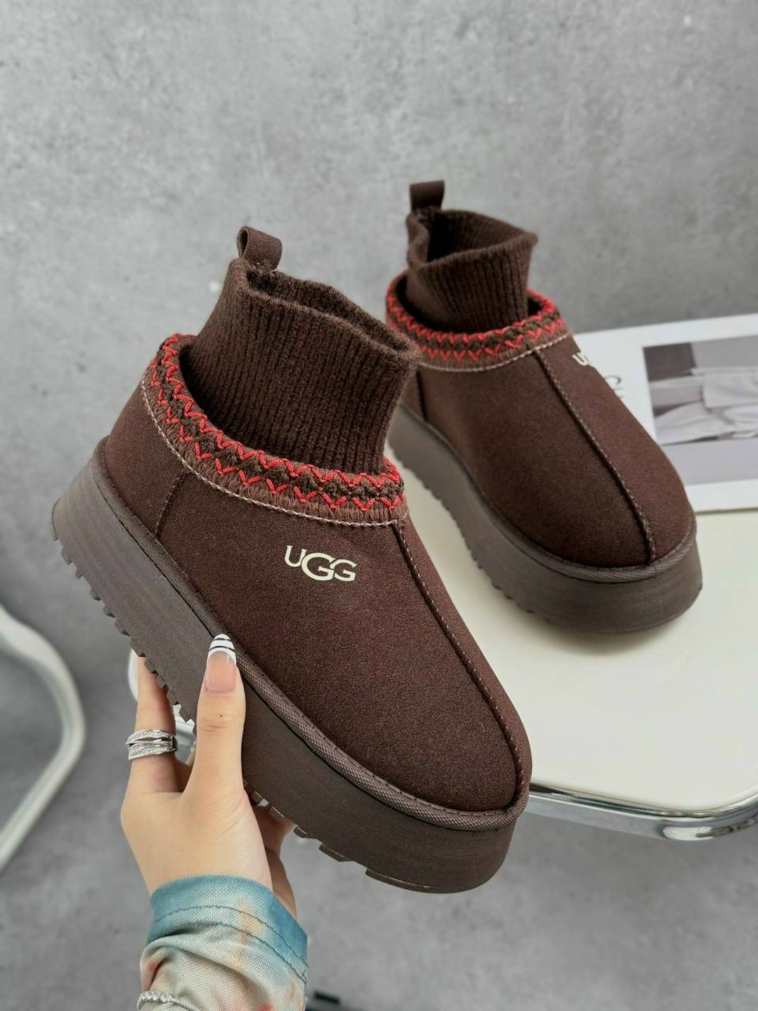 ,женские угги,угги модные,женские зимние угги, женская