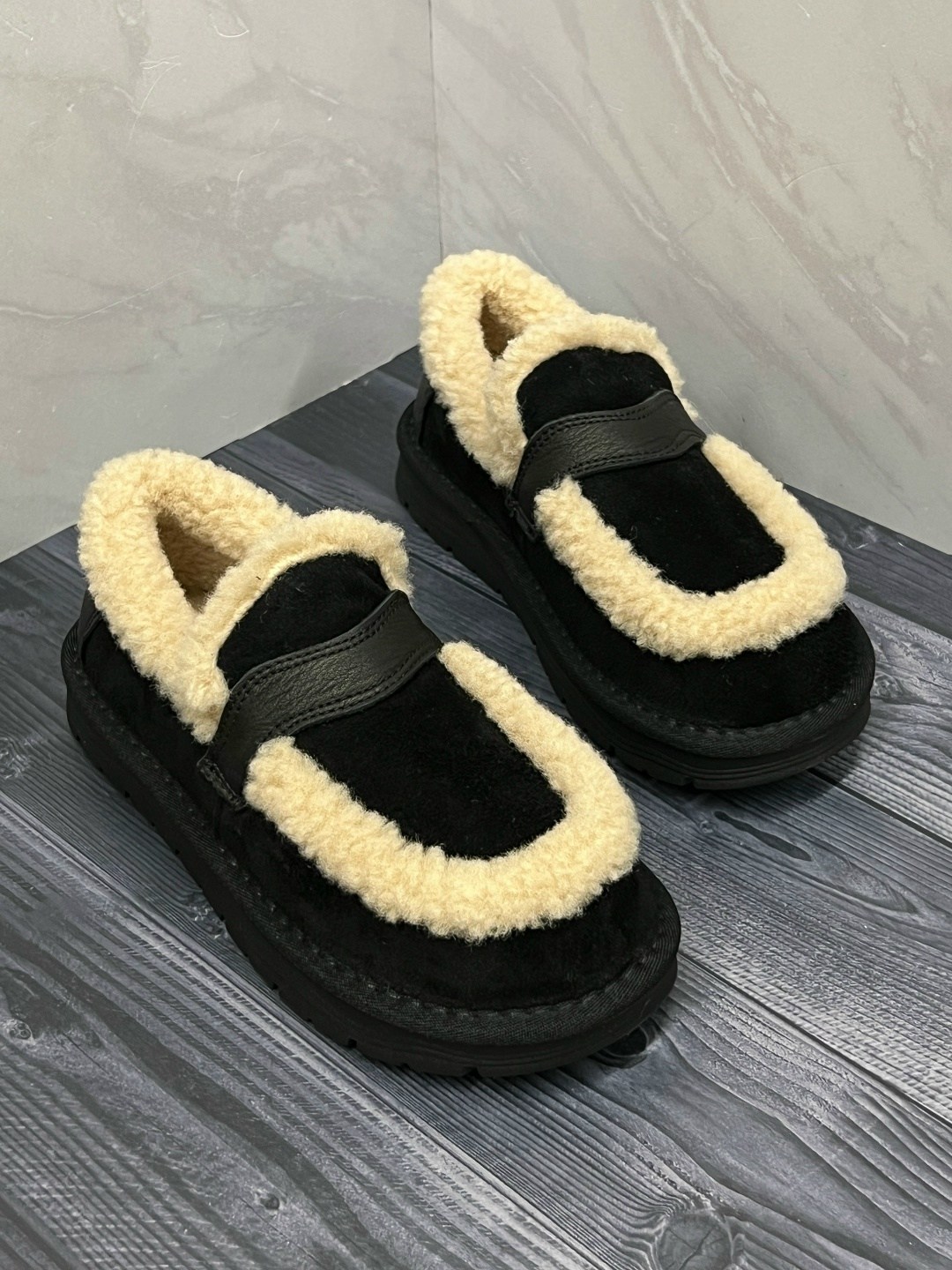 ,зимняя женская ,лоферы с мехам,женская ,меховые лоферы