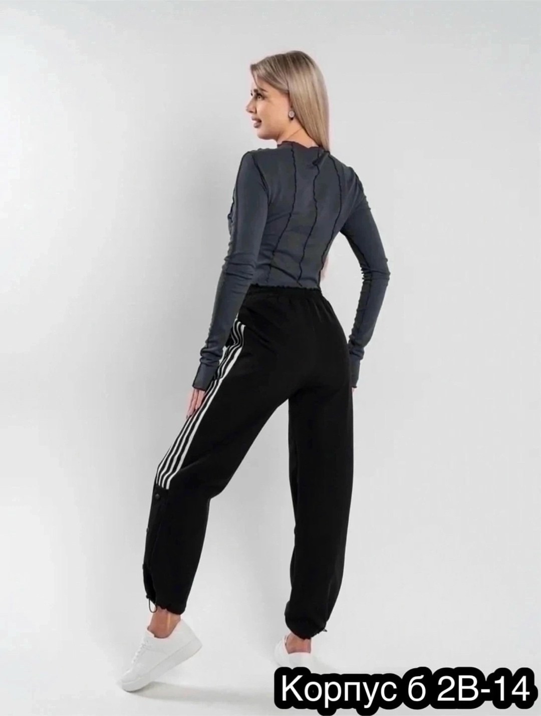 брюки спортивные женская,костюмы спортивные женские,женские штаны,штаны с лампасами,спортивные женские штаны