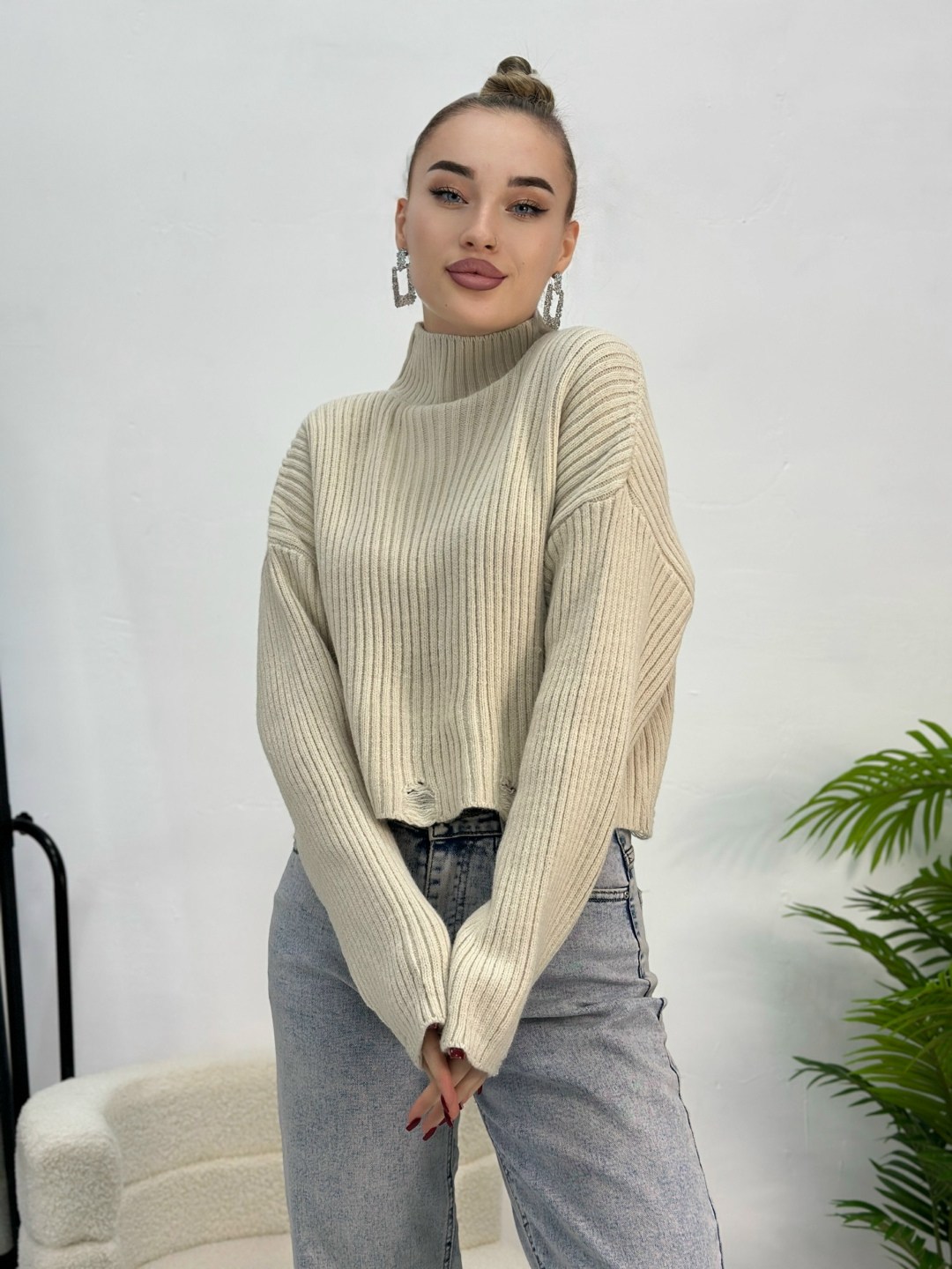 свитера женские,джемпер,свитер с горлом,бежевый джемпер,стильный свитер