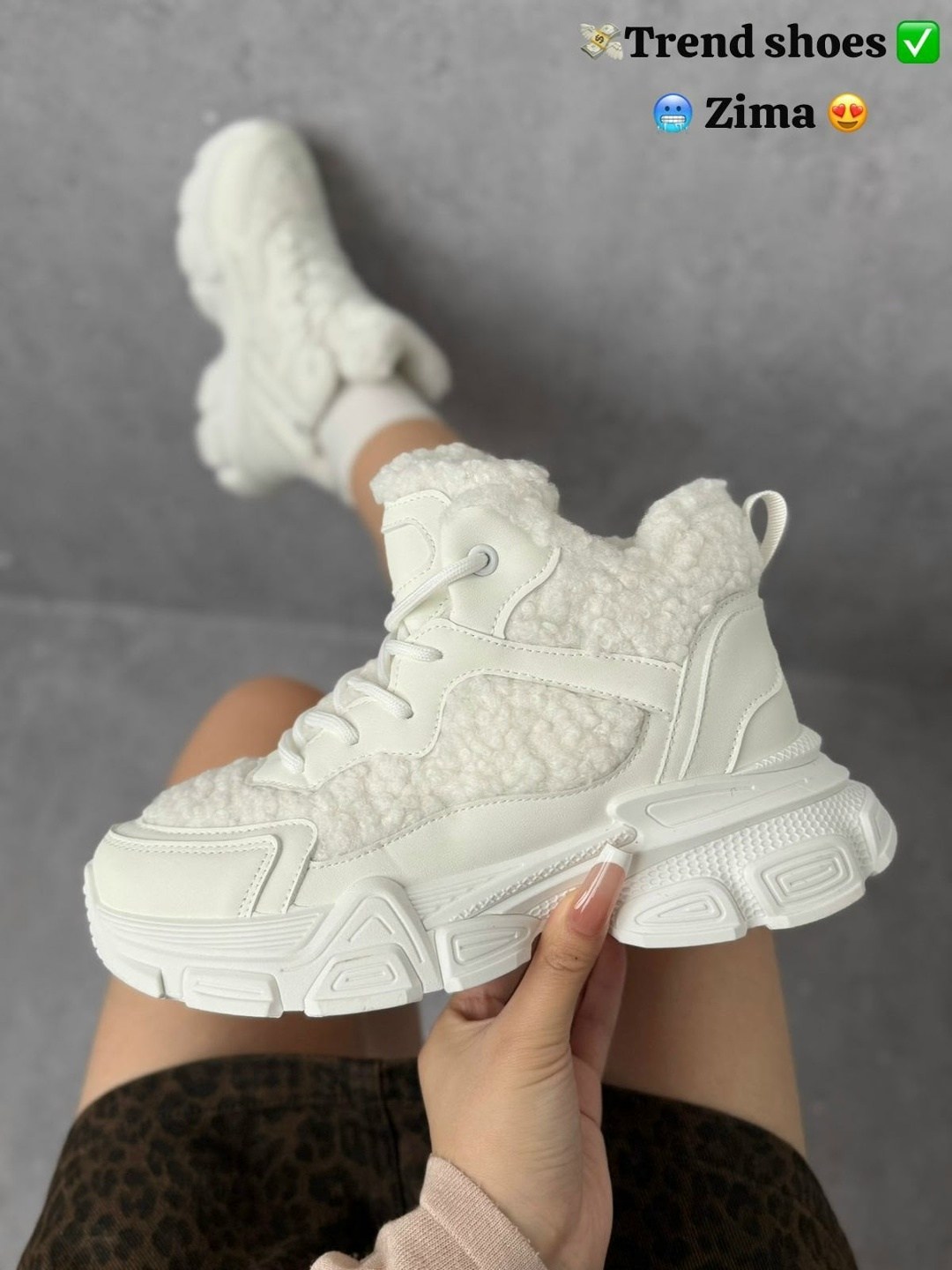 ,кроссовки женскиe,теплые кроссовки,зимние кроссовки,кроссовки черные