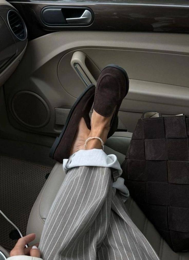 лоферы модные,,замшевые лоферы,лоферы женские,loro piana лоферы