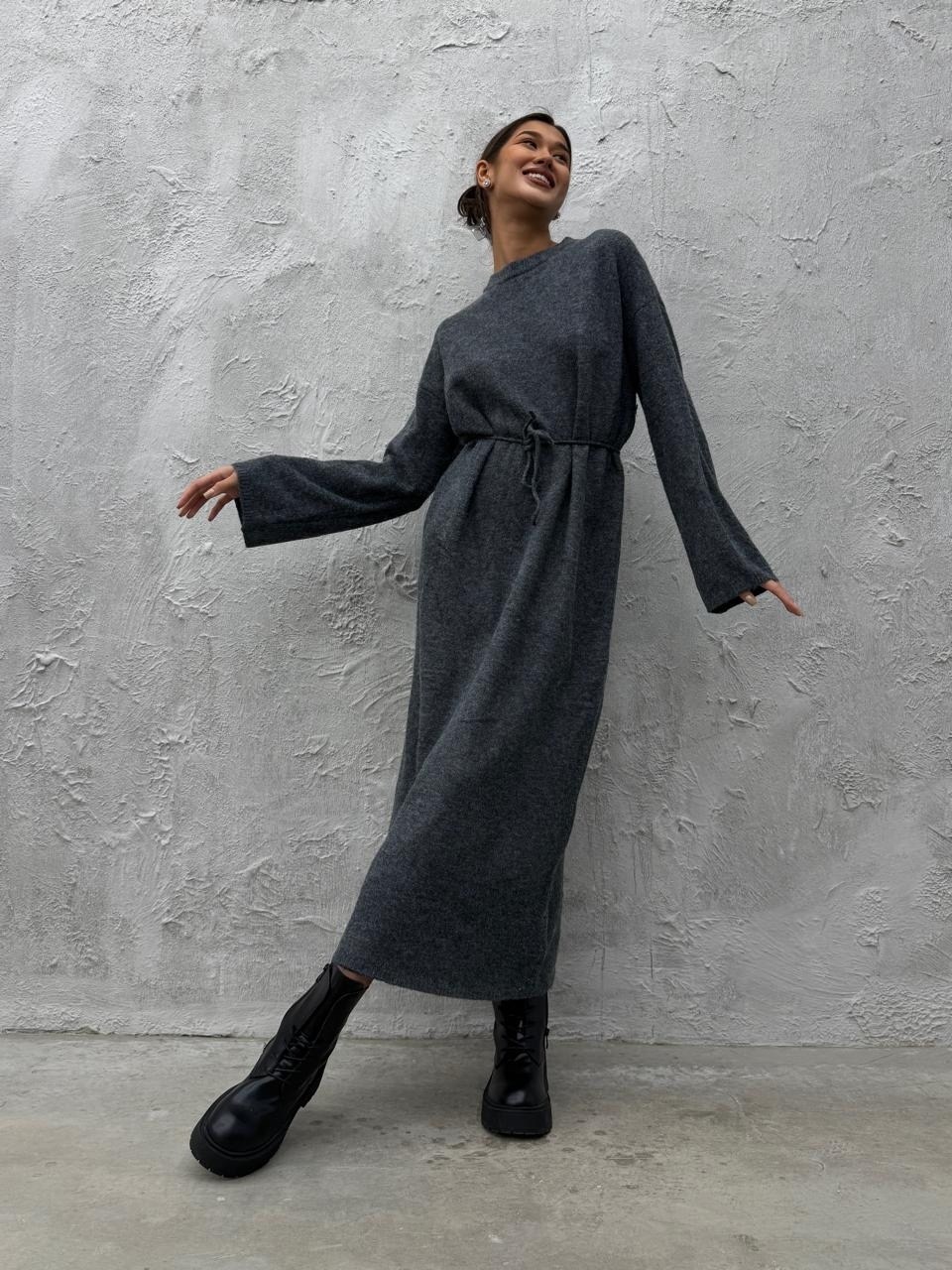 коричневое платье,трикотажное платье,вязаное платье,платье с поясом,длинное вязаное платье