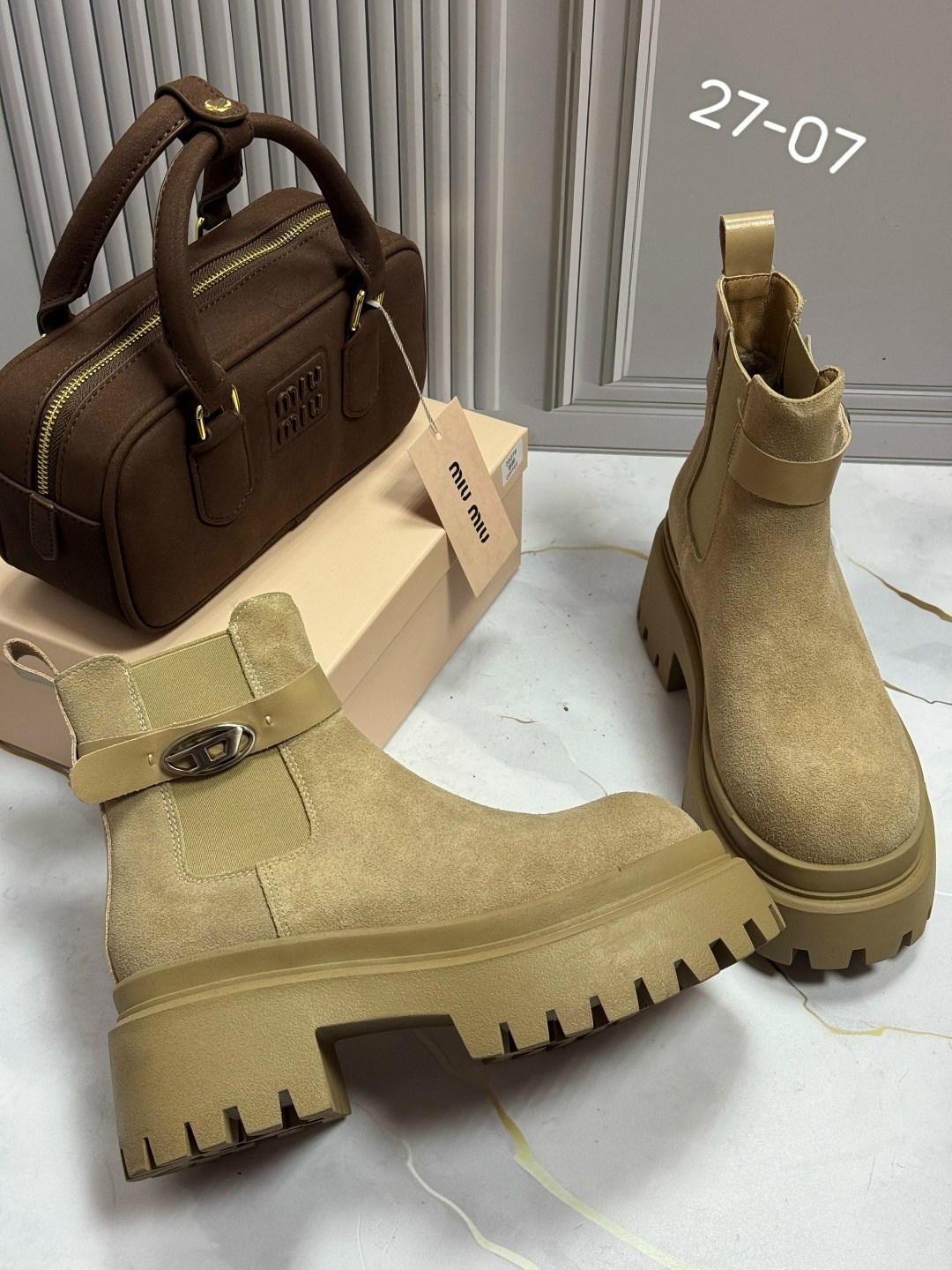 женские ботинки,,ботинки модные,ботинки челси баленсиага, женская