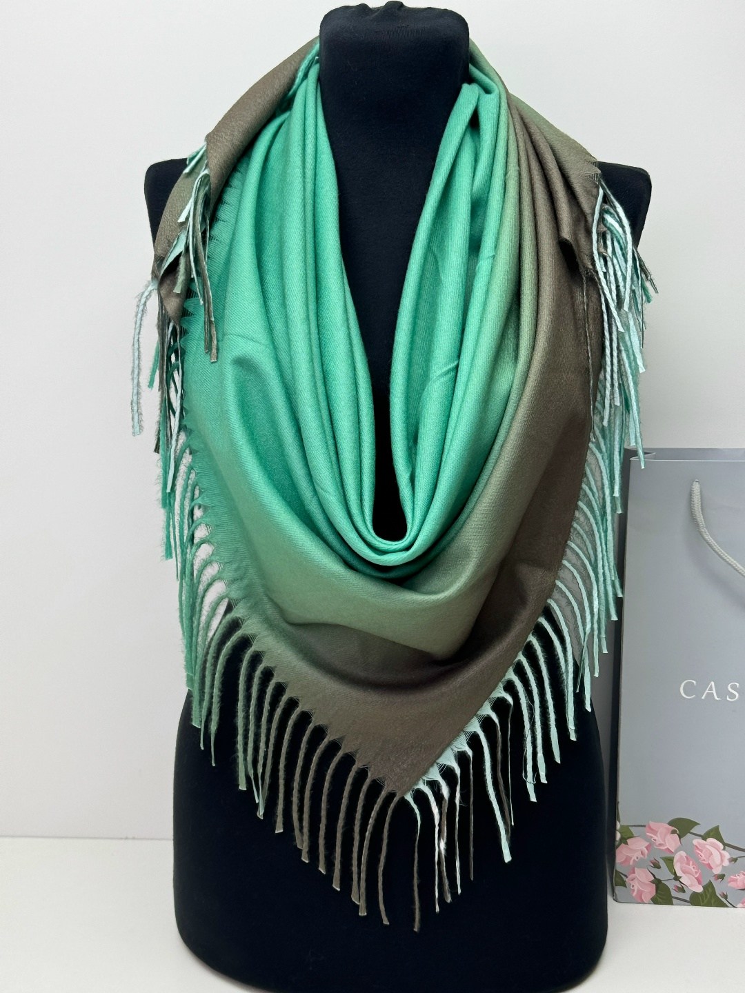 платок кашемировый двухсторонний,платки кашемир,платки шарф,платок кашемировый,палантин женские