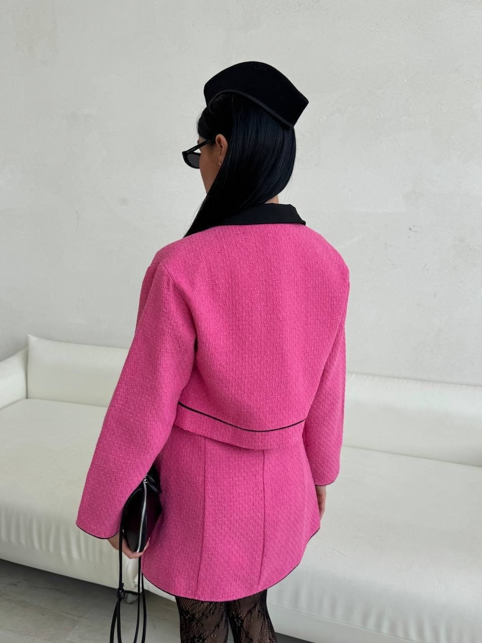 женские костюмы с юбкой,стильное пальто,юбка модная,розовый костюм