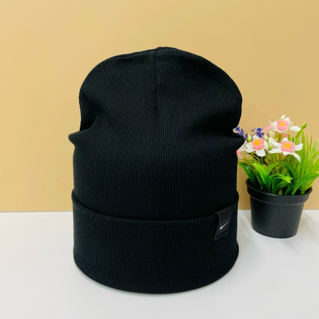 шапка,шапка трикотажная,шапка демисезонная,шапка двойная,шапка унисекс