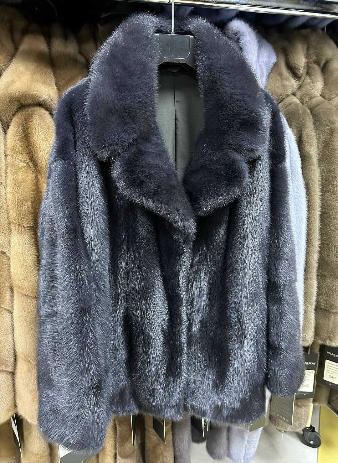 шубы норковые,шубка,шуба норковая с капюшоном,шуба из меха норки,шуба норка