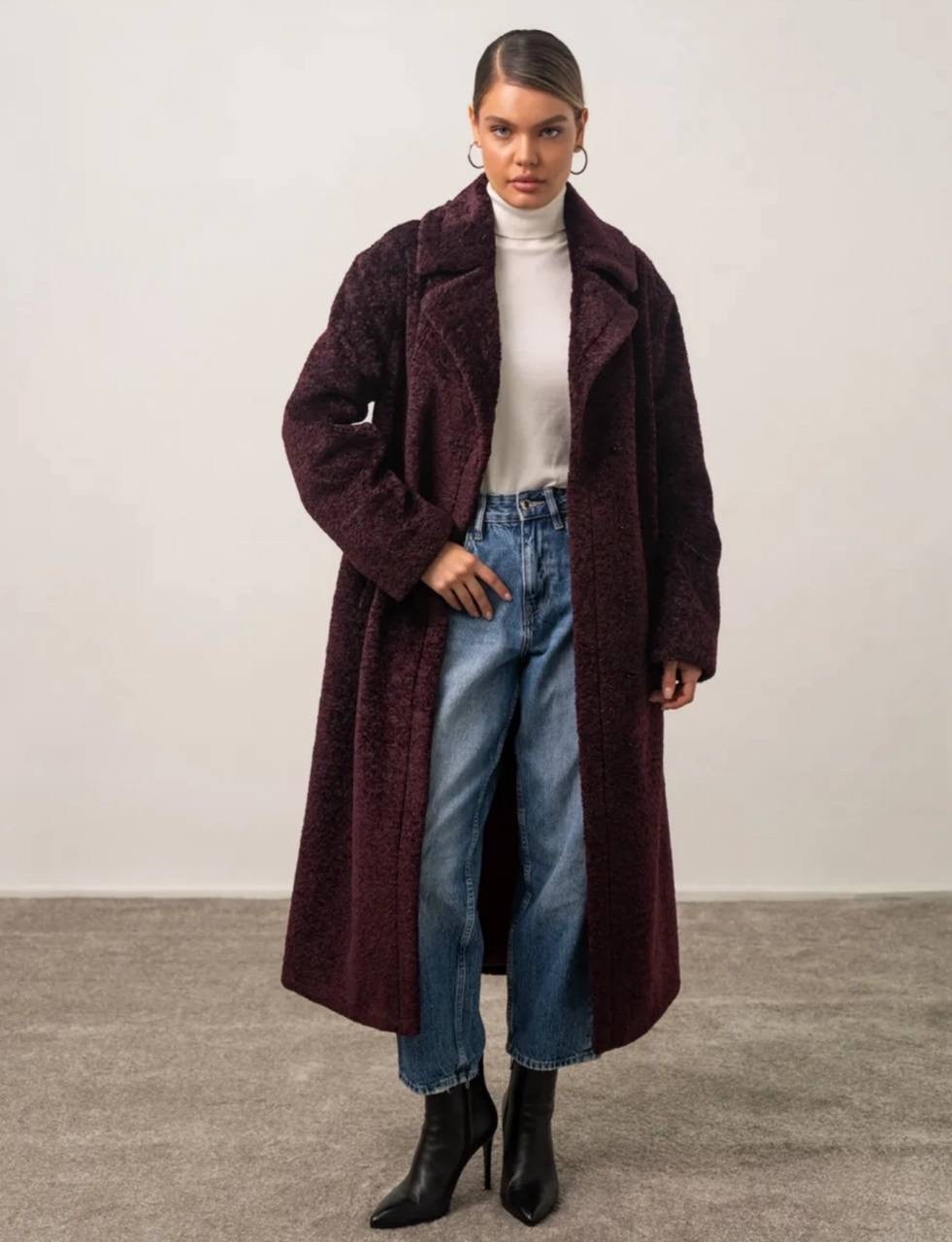 пальто из искусственного меха,бордовая шуба,пальто оверсайз,меховое пальто,бордовое пальто