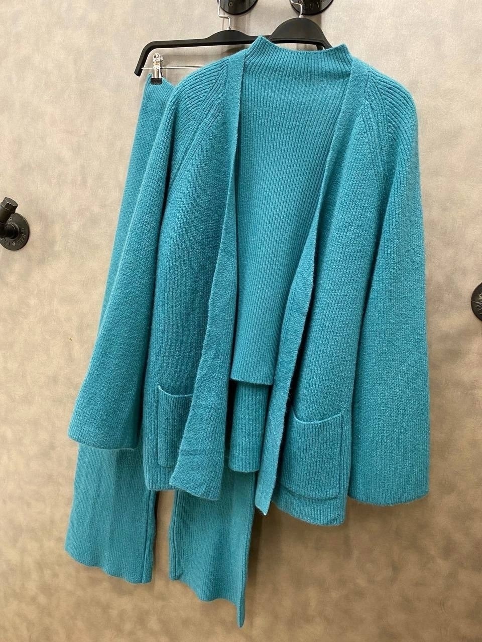 трикотажный костюм брюками,женские костюмы,повседневный вязаный костюм,трикотажные костюмы,вязаные костюмы