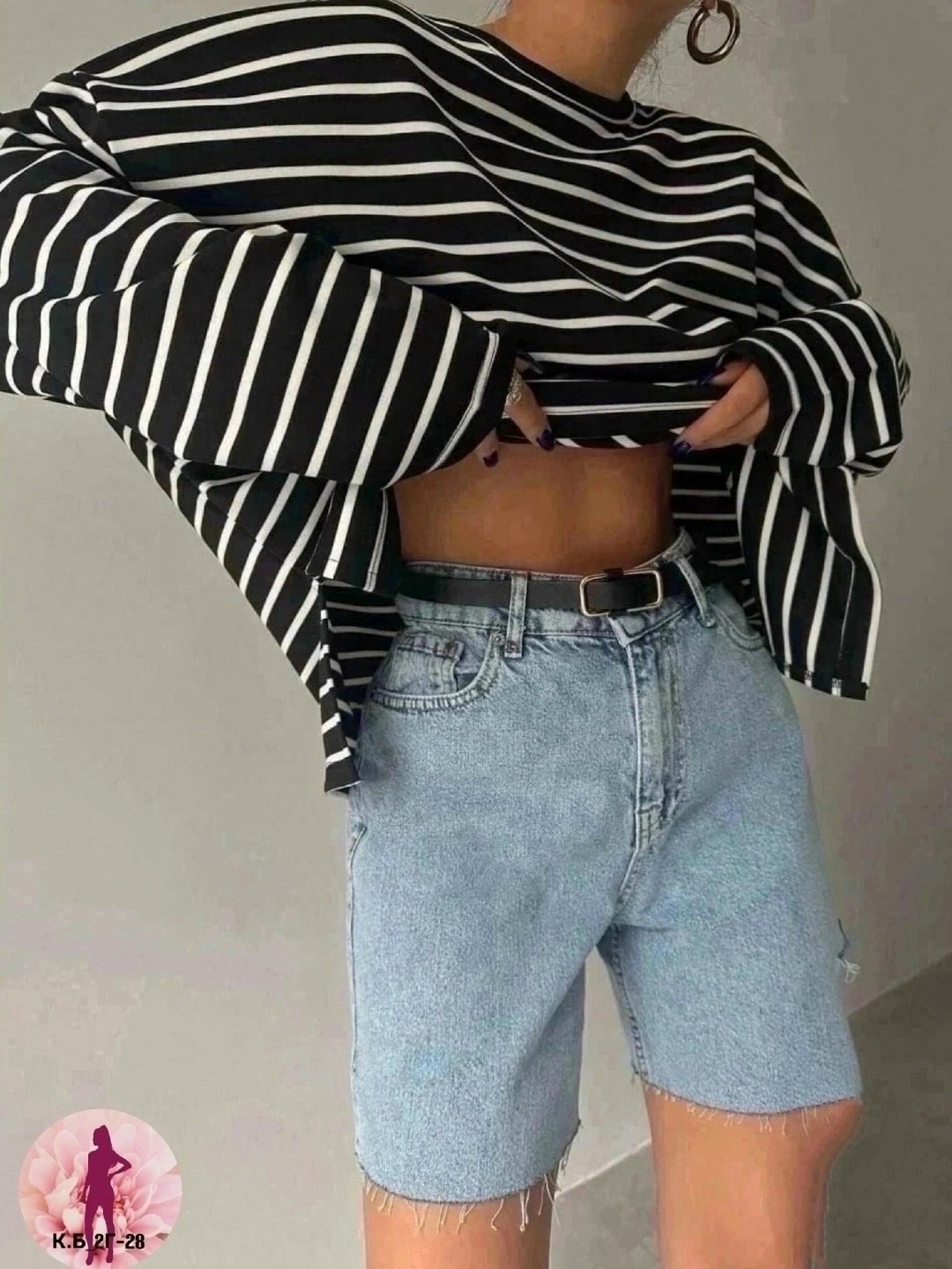 свитшот полосатый,лонгслив женский,лонгслив женский оверсайз в полоску,черная тельняшка,свитшот женская