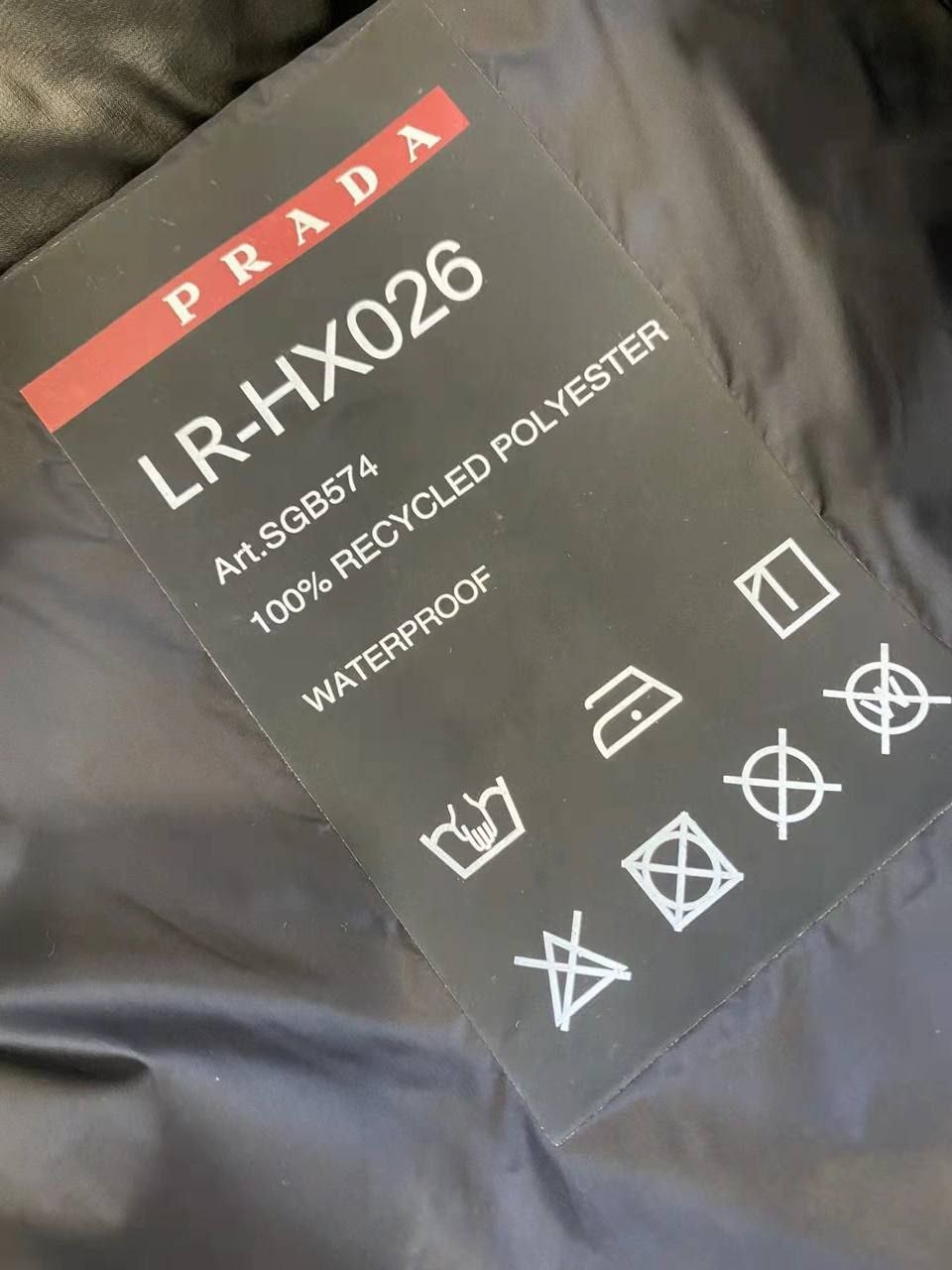 пуховой жилет,жилетка moncler мужская,жилет монклер мужской,жилетка женская,пуховая жилетка