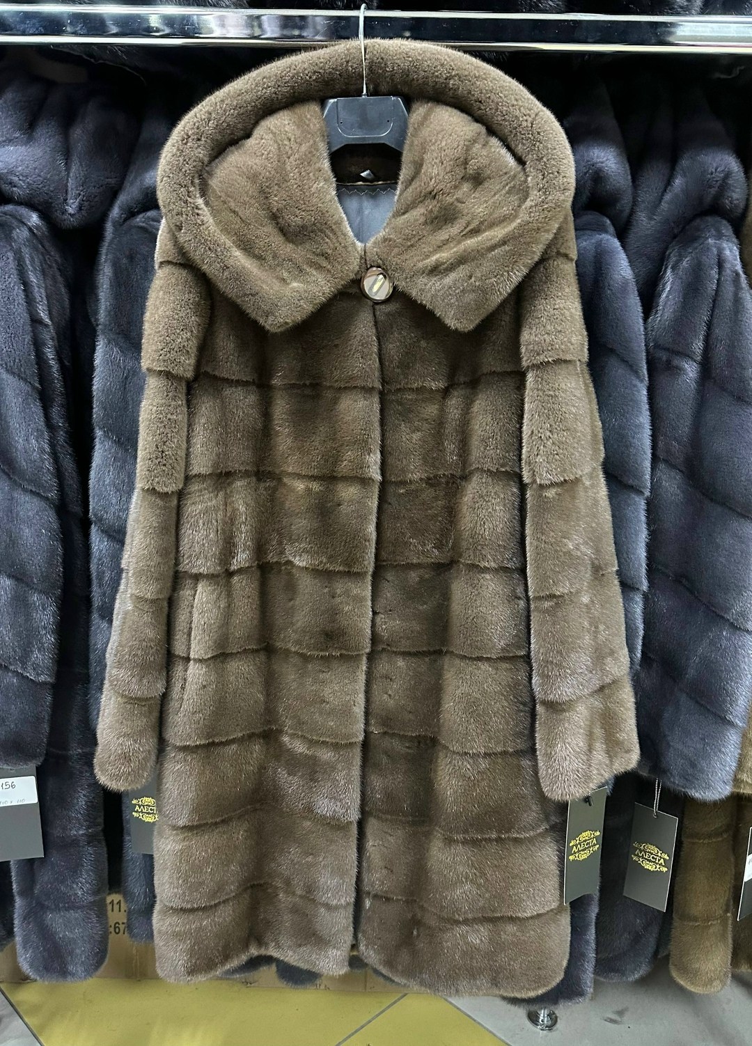 шуба норка,шуба норковая с капюшоном,шуба норковая,шуба из норки,шуба из норки с капюшоном