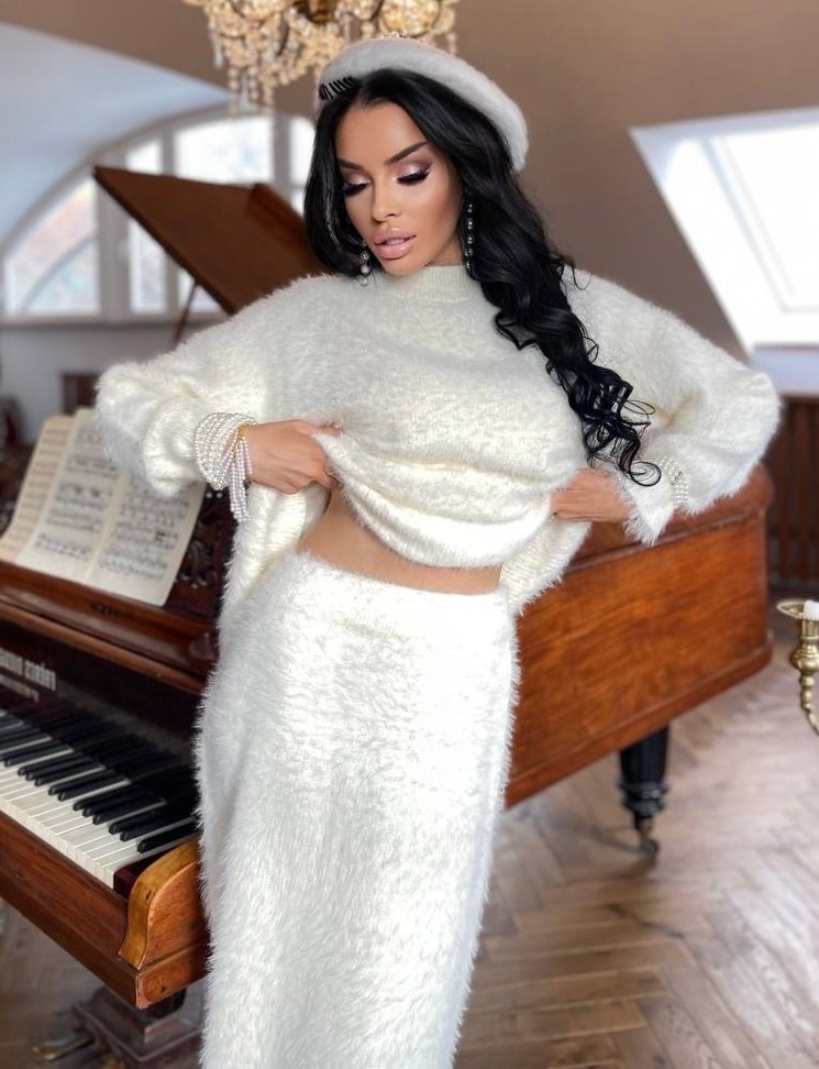 стильные костюмы,трикотажное платье,вязаное платье,длинное вязаное платье,платье теплое