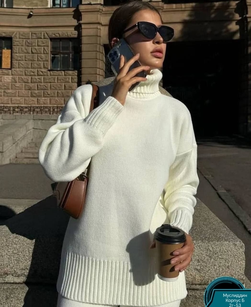 свитер с воротником,женский свитер,вязаные свитера,свитер,свитер с высоким воротником