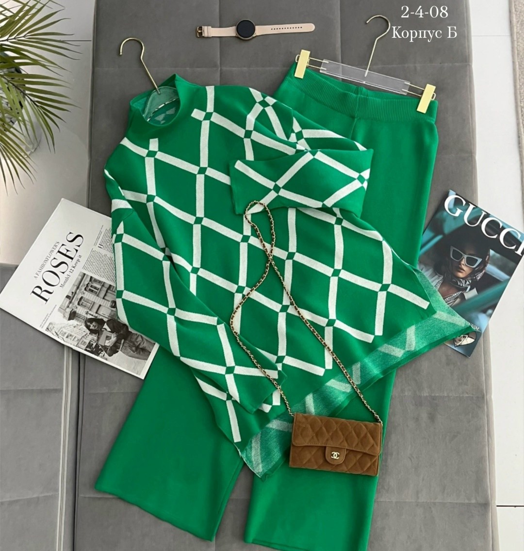 трикотажные костюмы,трикотажные костюмы женские,вязаные костюмы,костюм с принтом,костюм с брюками