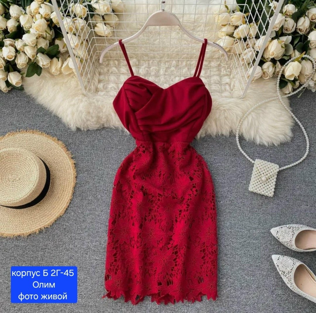 платье на бретелях,кружевные платья,женская платье,короткое платье,красное кружевное платье
