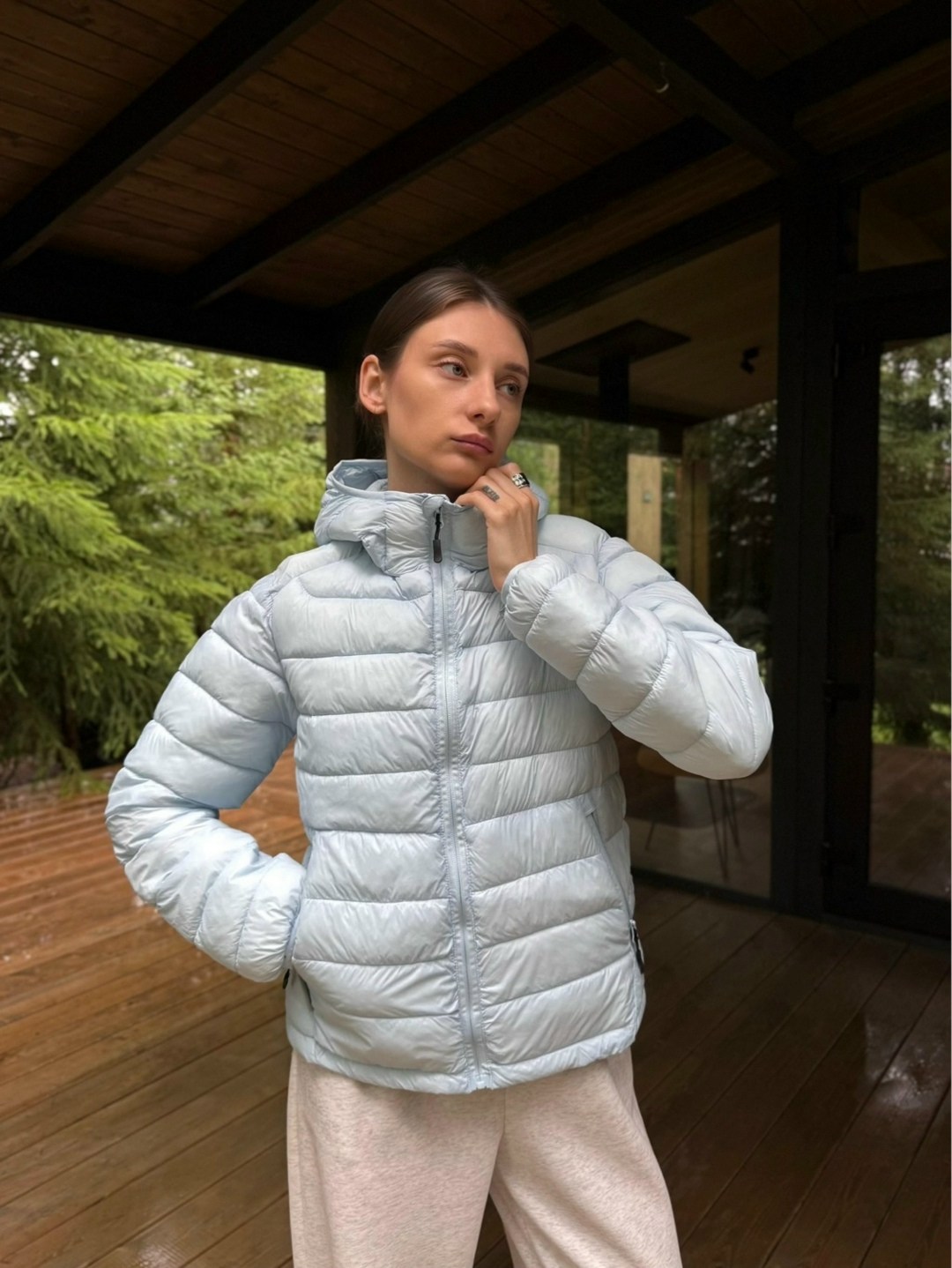 куртка женская,легкая куртка,куртка пуховик,куртка с капюшоном,куртка