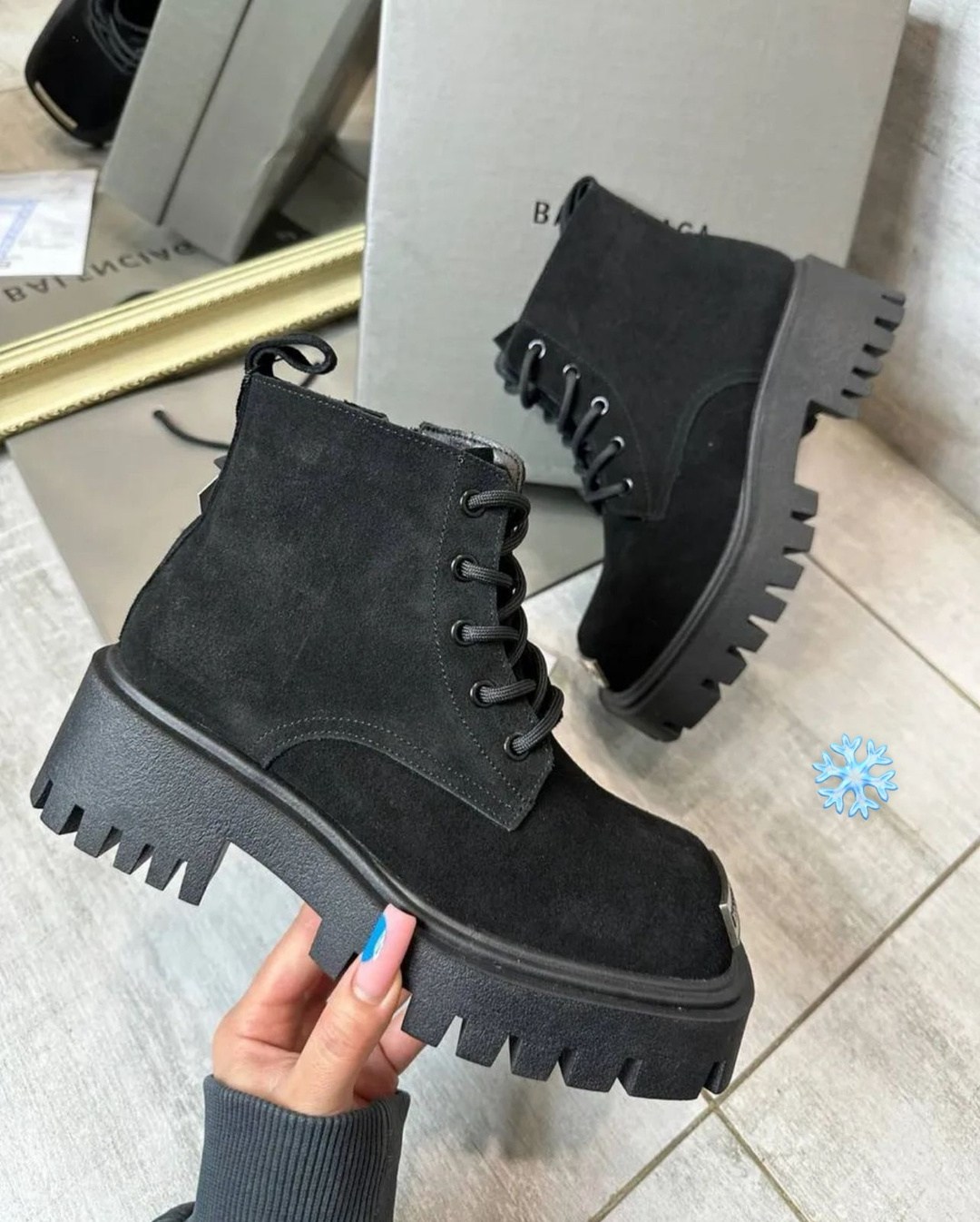 ботинки замшевые демисезонные,ботинки замшевые зимние,ботинки замшевые,,ботинки женские