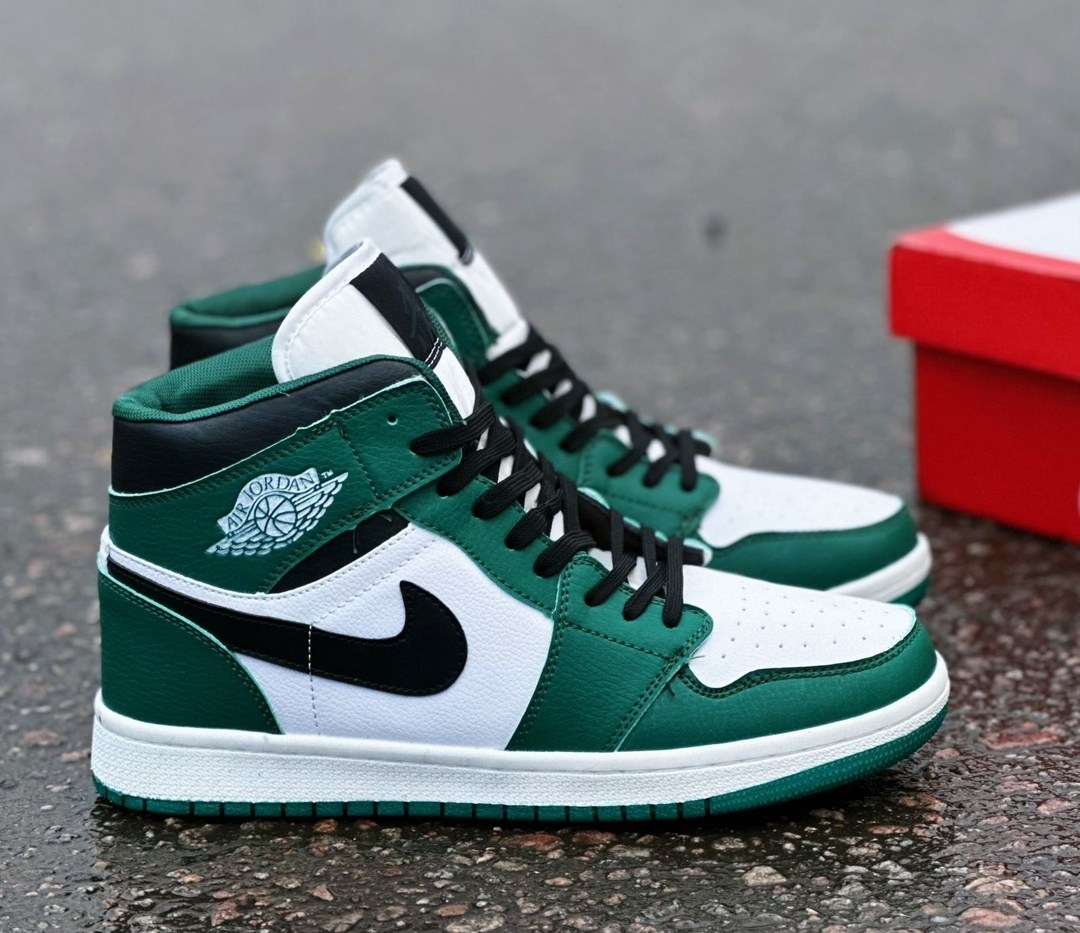 кроссовки nike air jordan 1,air jordan 1 mid lucky green,мужские кроссовки nike air jordan 1 retro high,кроссовки для мужчин,nike air jordan 1