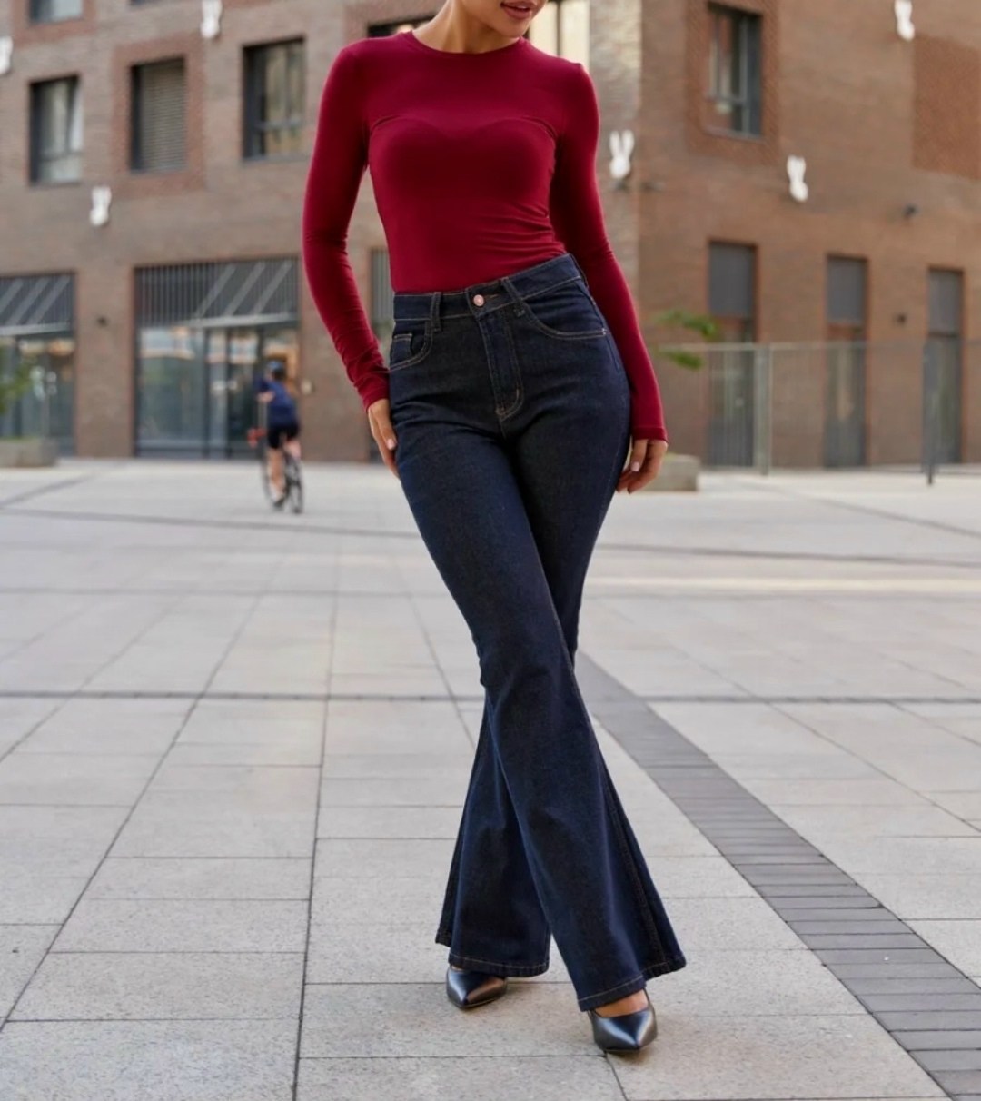джинсы женские клеш,джинсы женские с высокой посадкой клеш,женские джинсы,образ с джинсами клеш