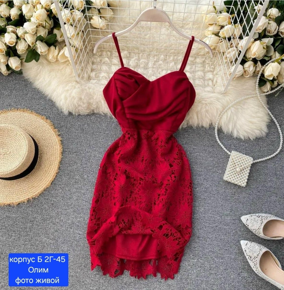платье на бретелях,кружевные платья,женская платье,короткое платье,красное кружевное платье