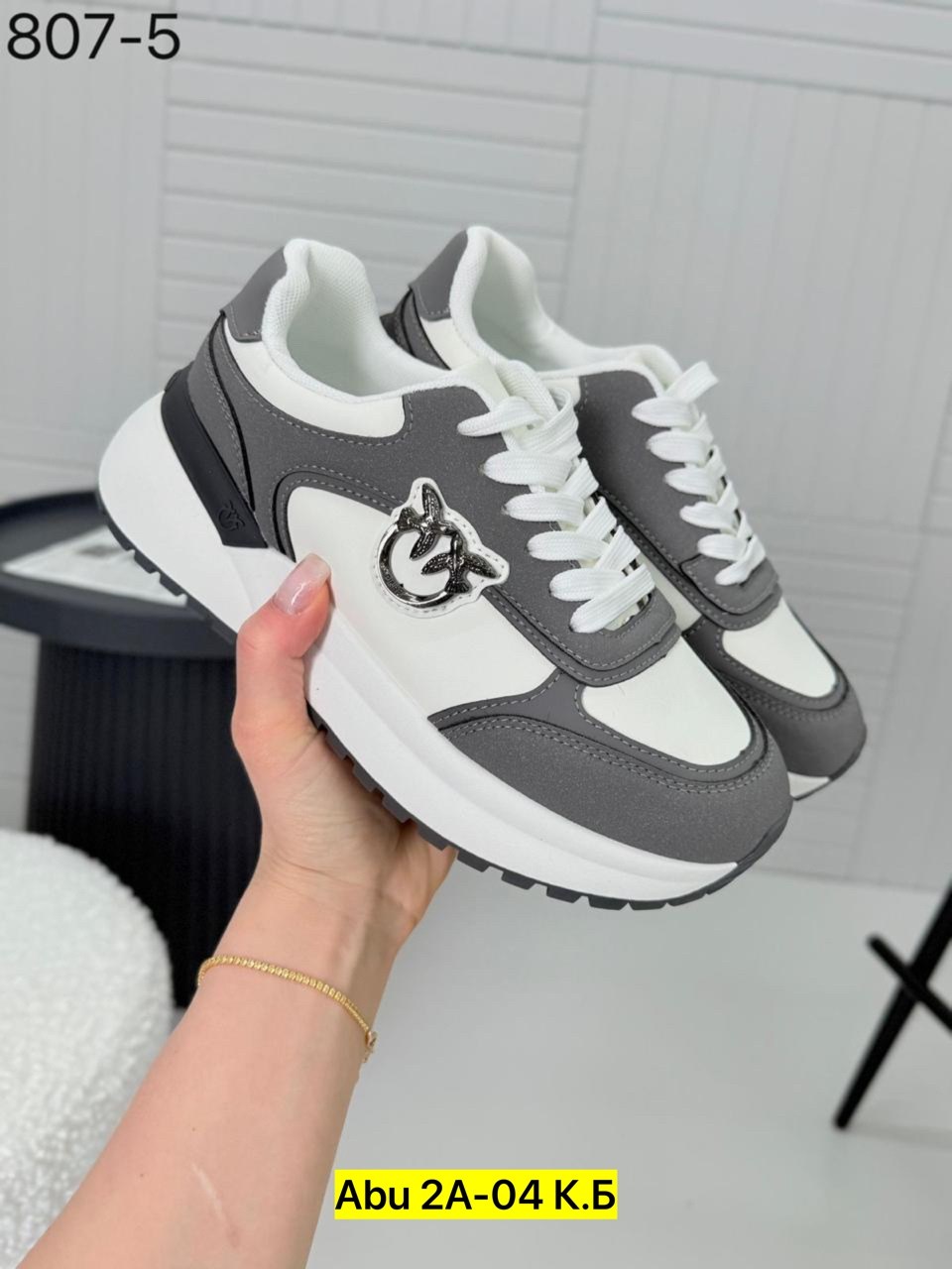 ,женские кроссовки,кроссовка,кроссовки модные, женская