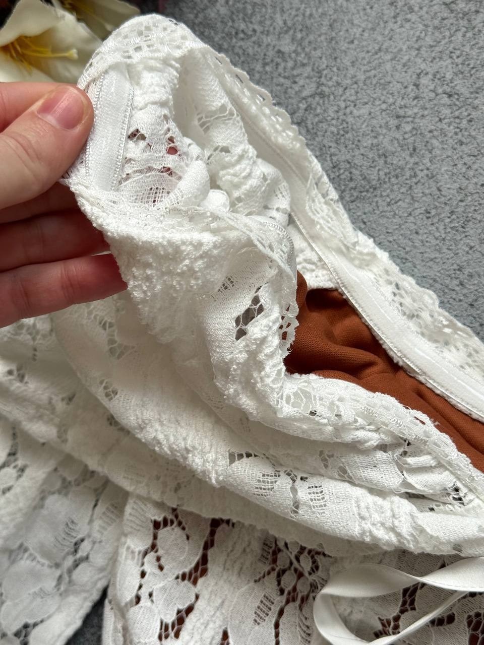 элегантные платья,кружевные платья,кружевное вечернее платье,свадебная платье,длинное платье с открытыми плечам