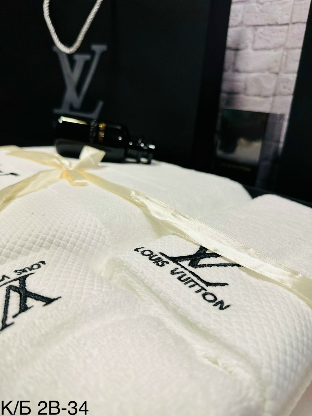 полотенце луи виттон,комплект из трех полотенец,набор полотенец,полотенца подарочная,полотенца для рук