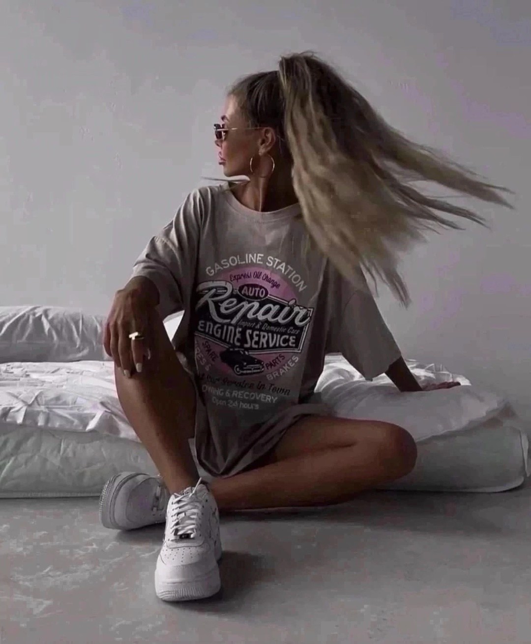 женская футболка оверсайз,футболка женская,футболка оверсайз с принтами,футболка базовая оверсайз,футболка оверсайз