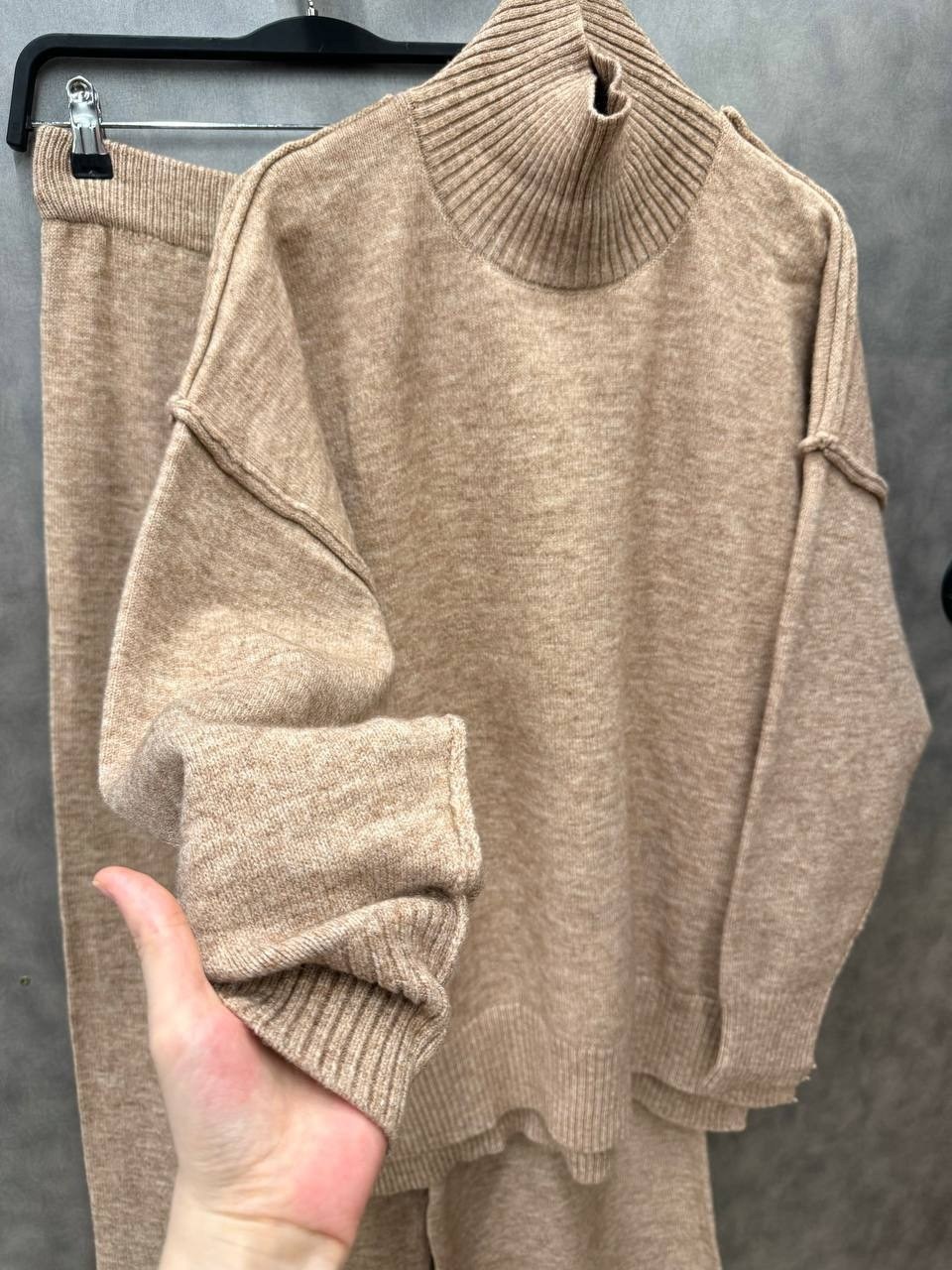 вязаный брючный костюм,трикотажные костюмы,костюм вязаный теплый с брюками kamillastyle,костюм с брюками,костюм вязаный теплый с брюками