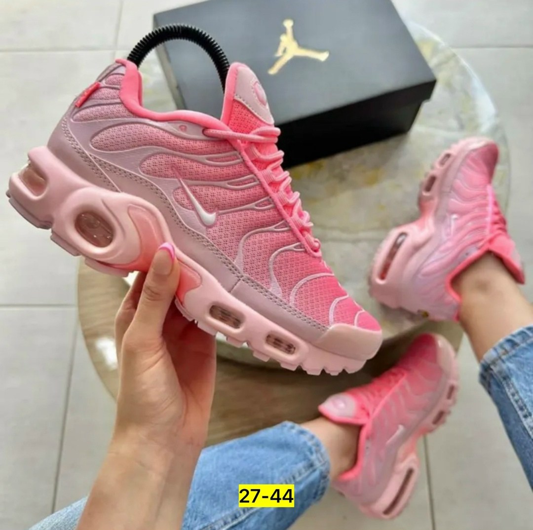 nike air max plus pink,nike tn air max plus,кроссовки спортивные nike air max tn plus,кроссовки женские nike air max,кроссовки