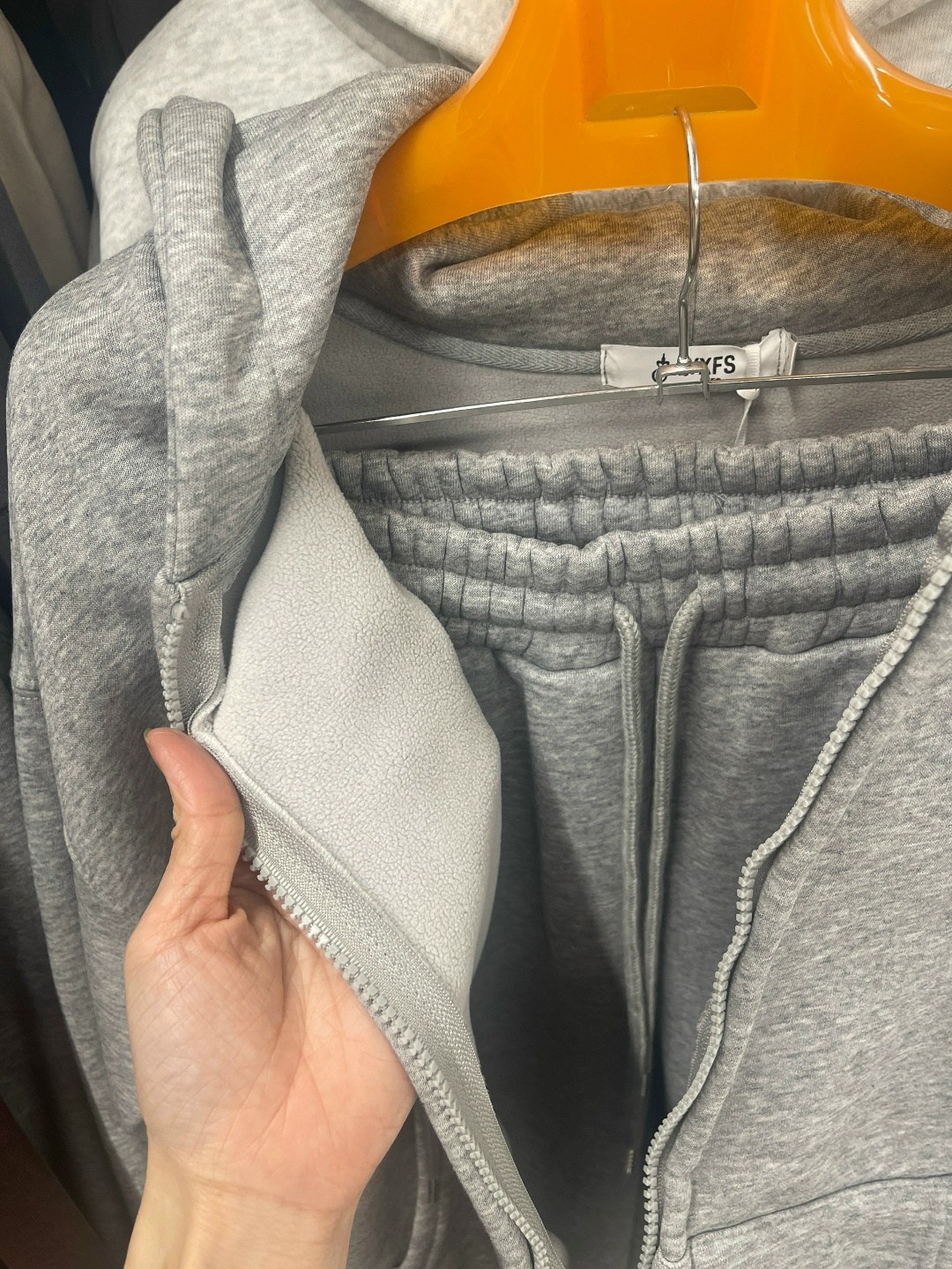 стильные костюмы,костюм на флисе,костюм спорт,повседневный костюм,костюмы спортивные женские