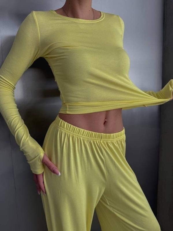 стильные костюмы,костюм желтый,костюмы женские,,костюм для фитнеса