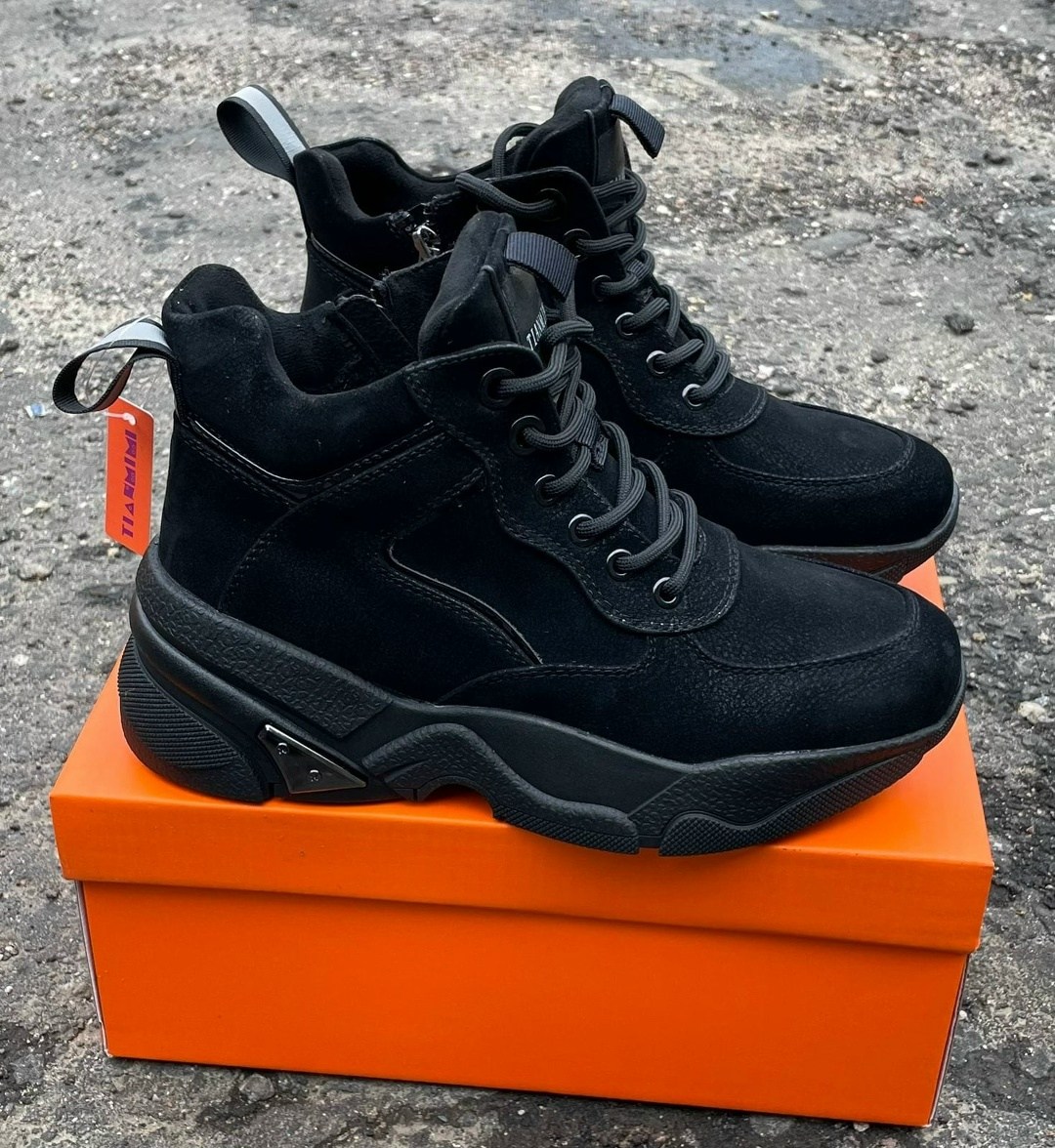 ,кроссовки женскиe,кроссовки черные,массивные кроссовки,зимние кроссовки