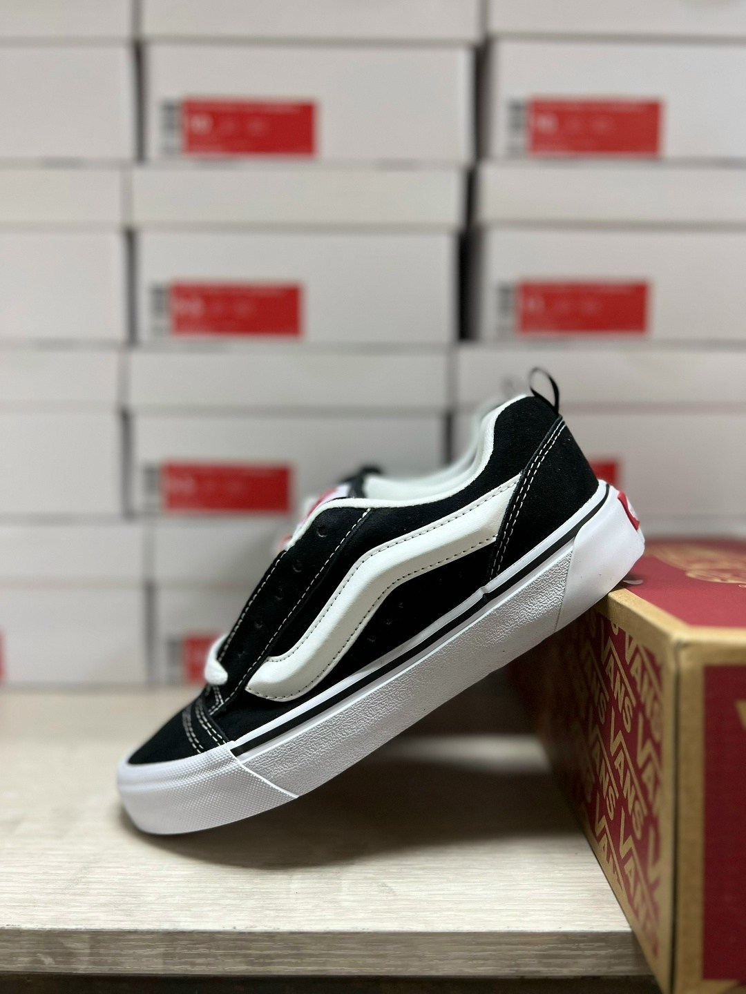 кеды vans,,кроссовки vans,мужские кеды vans,кеды vans knu skool