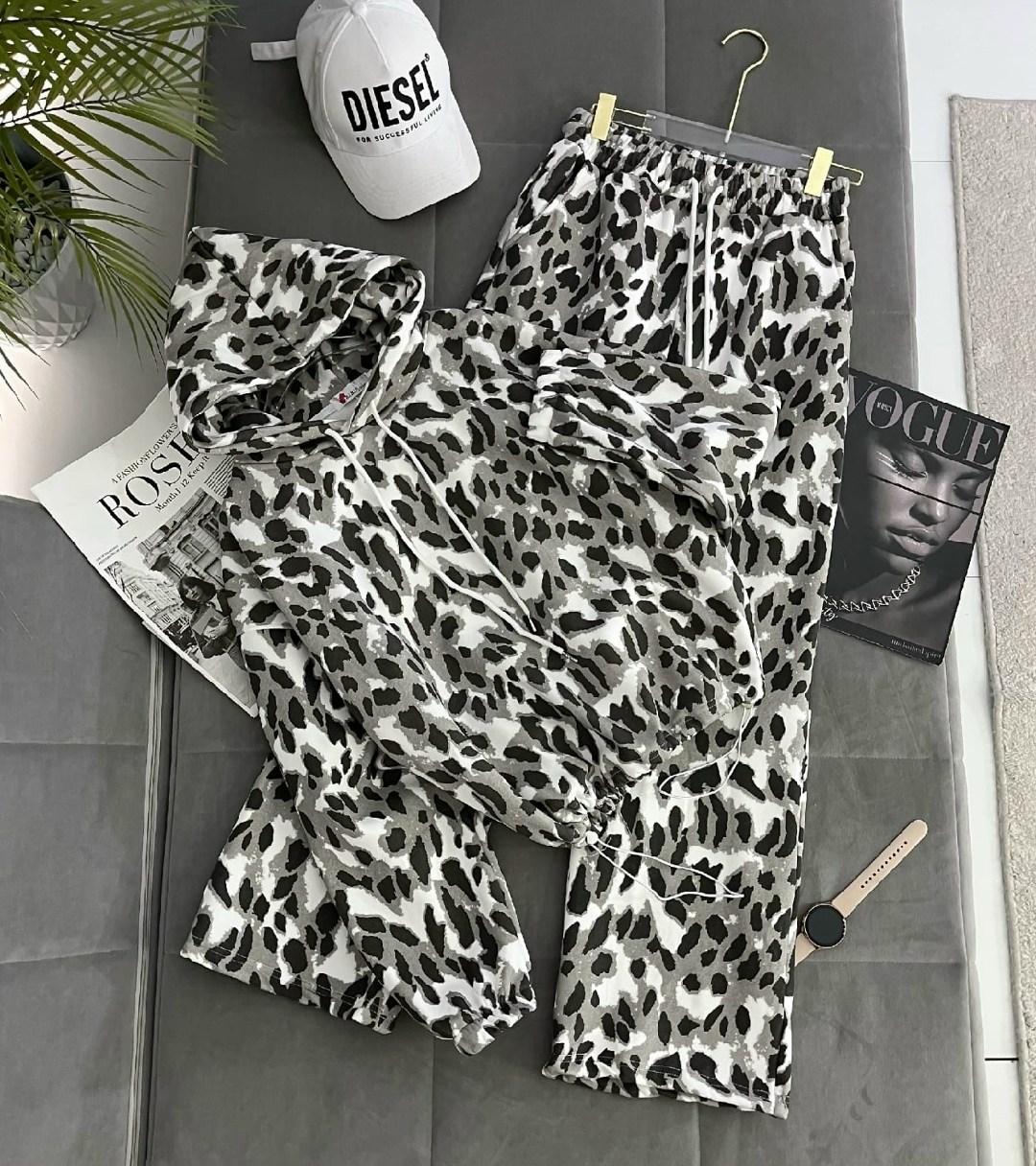 леопардовые костюмы,костюм с принтом,костюм на флисе,теплый костюм,костюмы женские