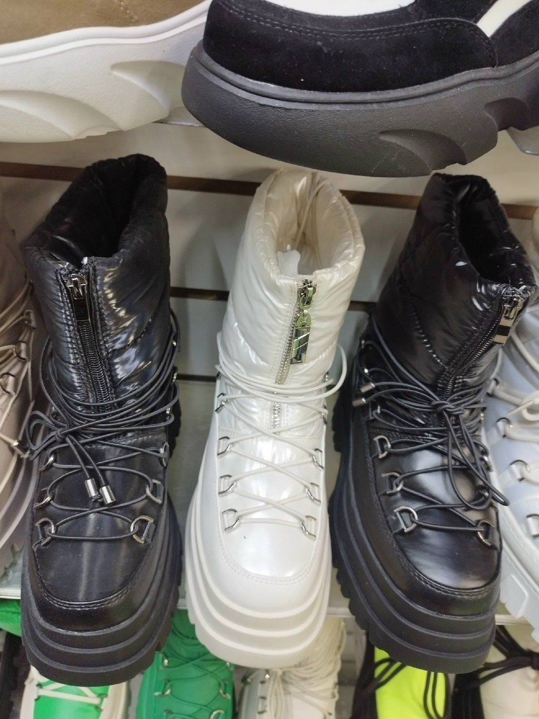 дутики женские,,зимняя ,зимние дутики,дутики зимние сапоги