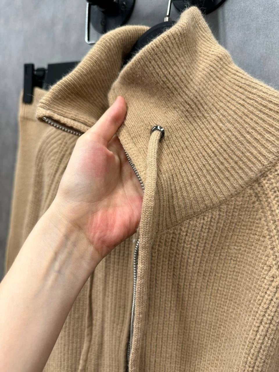 спортивный костюм loro piana,кашемировый костюм,трикотажные костюмы,вязаный кашемировый костюм,вязаные костюмы