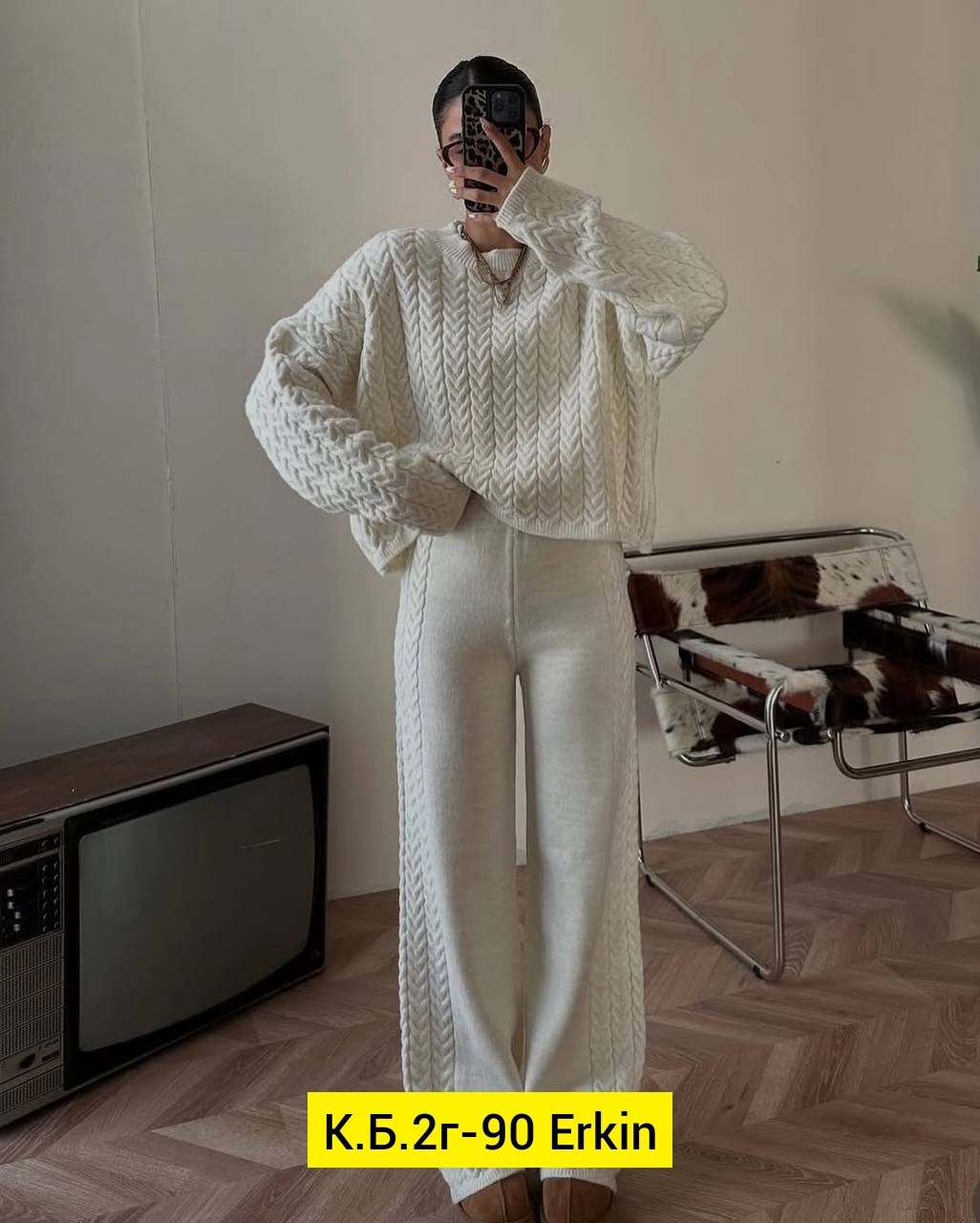 костюм женский вязаный,вязаные костюмы,вязаный брючный костюм,трикотажные костюмы,костюм брючный теплый вязаный